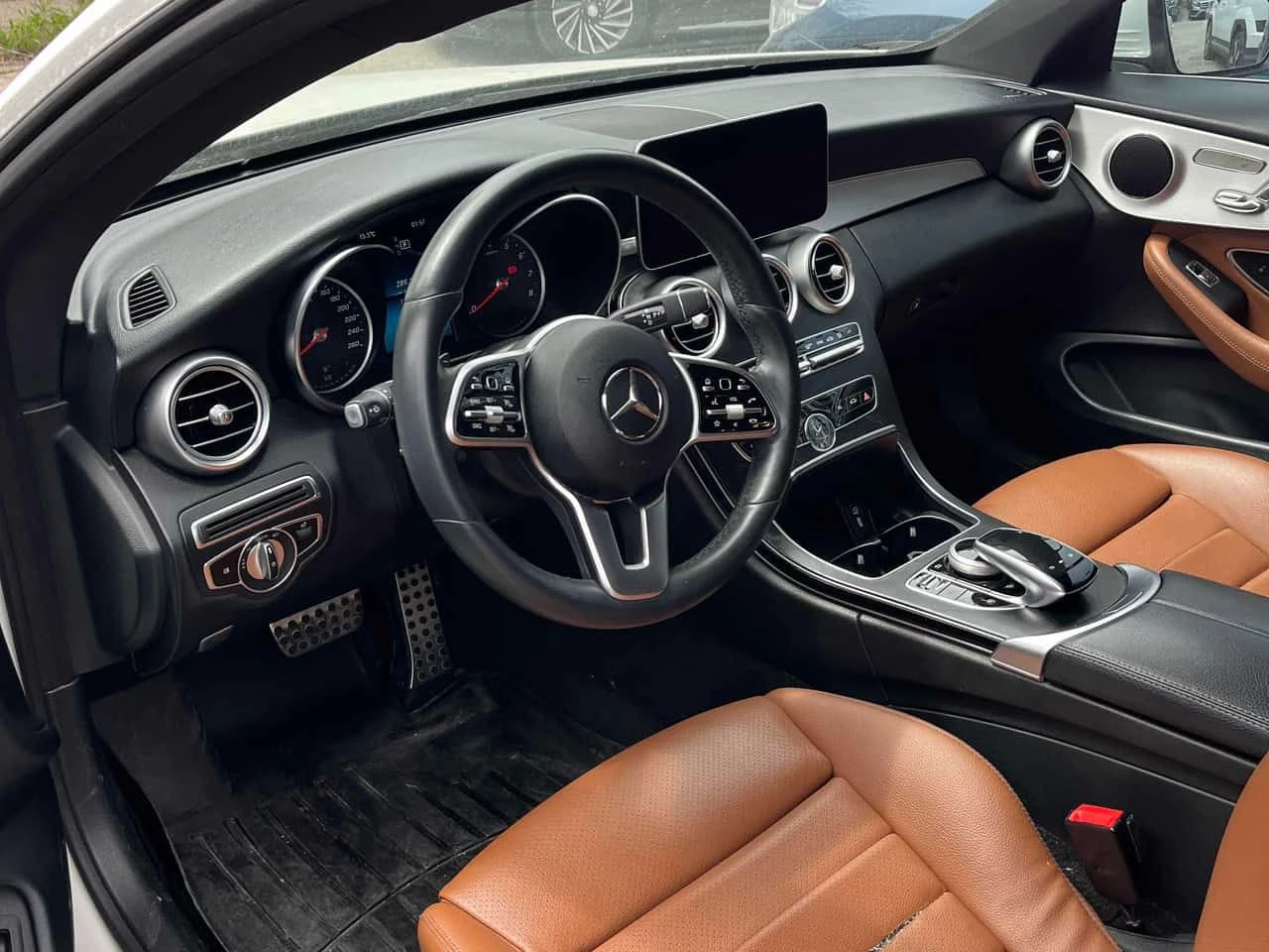 Mercedes-Benz C 300 4MATIC COUPE/ПАНОРАМА/ОТ MERCEDES, снимка 8 - Автомобили и джипове - 54647308