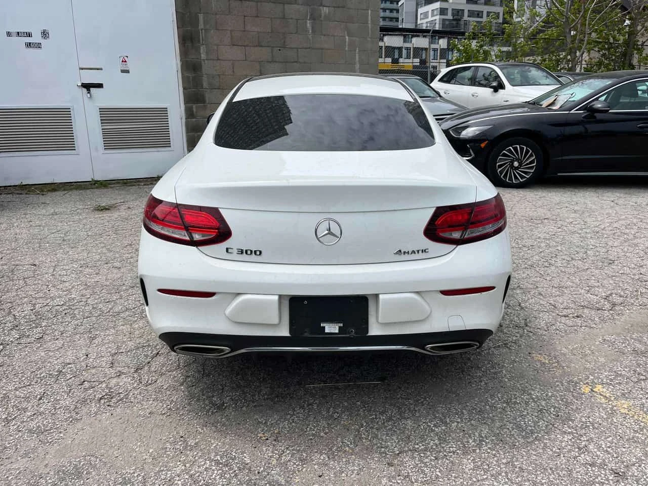 Mercedes-Benz C 300 4MATIC COUPE/ПАНОРАМА/ОТ MERCEDES, снимка 6 - Автомобили и джипове - 54647308