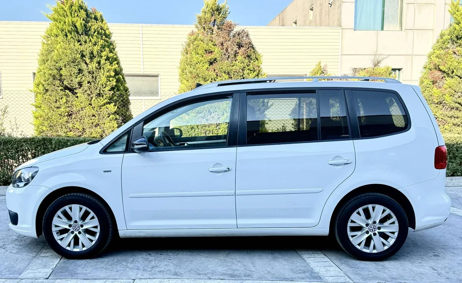 VW Touran LIFE 6+ 1 �������� | Mobile.bg � ����������� 2
