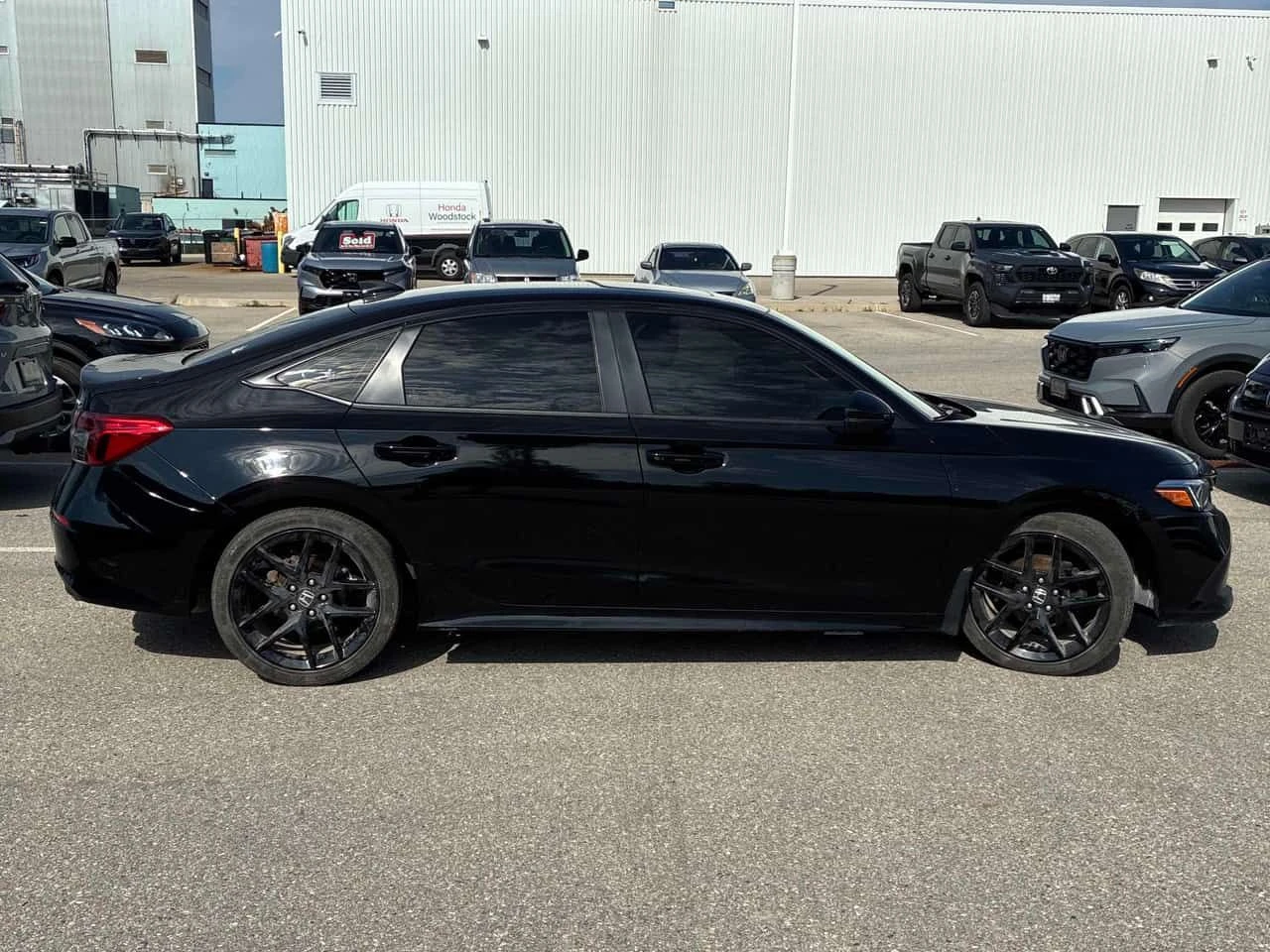 Honda Civic * Sport * ПОДГРЕВИ * КАМЕРА * NAVI, снимка 2 - Автомобили и джипове - 54711099