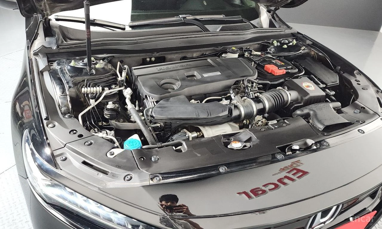 Honda Accord 2.0* TURBO* SPORT* ПОДГРЕВ* НАВИГАЦИЯ, снимка 12 - Автомобили и джипове - 54766502