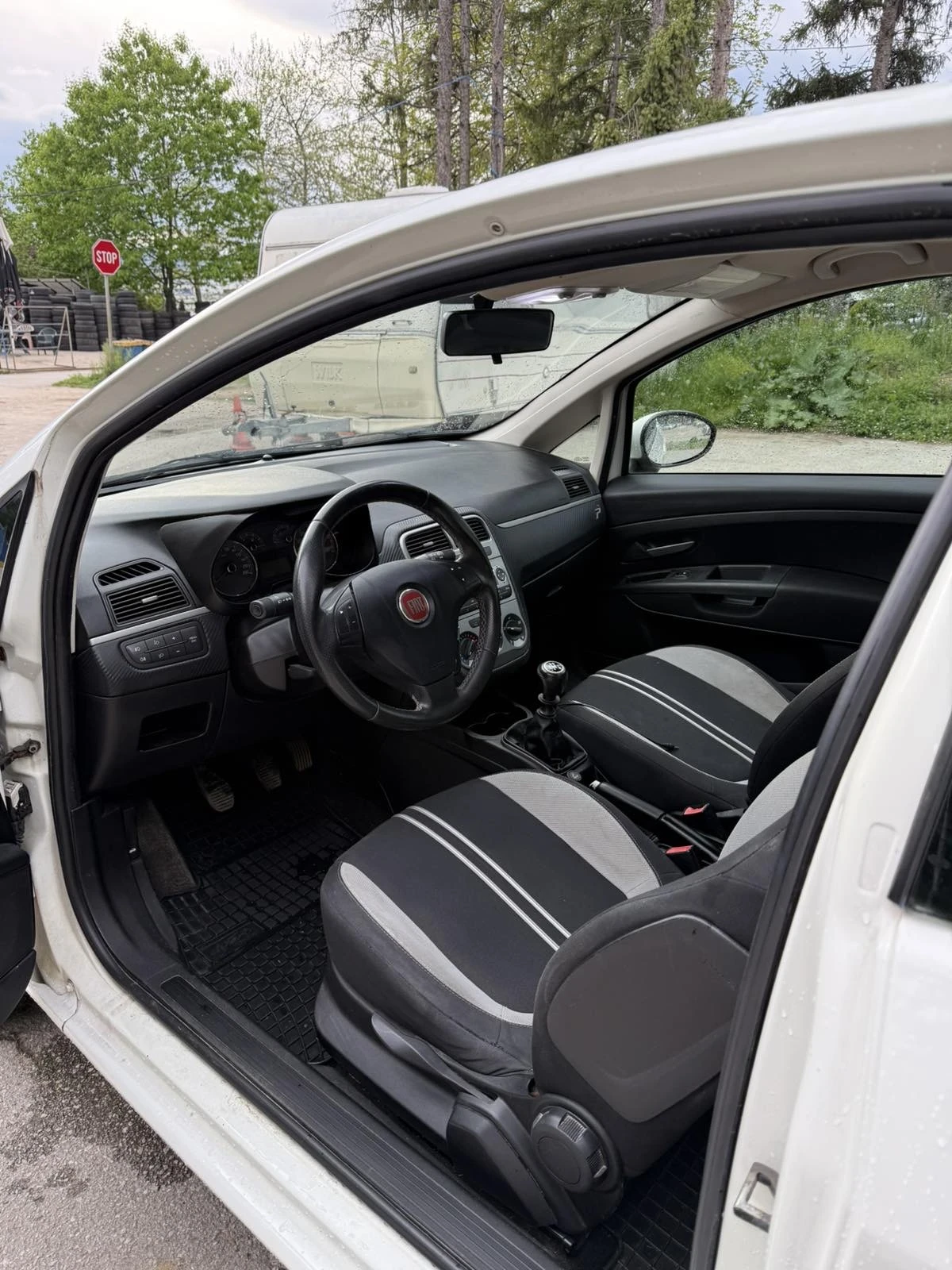Fiat Punto, снимка 11 - Автомобили и джипове - 54838468