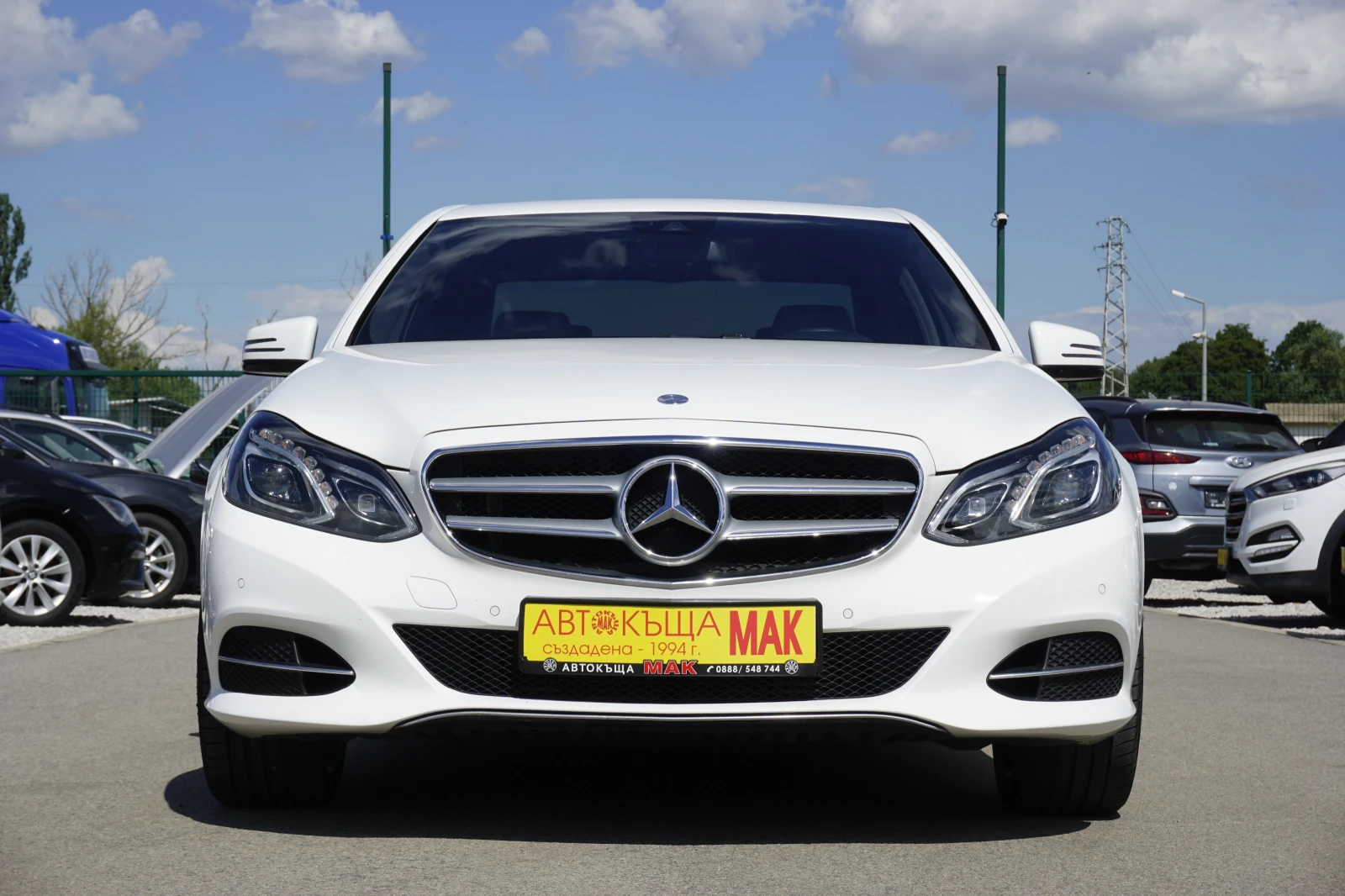 Mercedes-Benz E 220, снимка 2 - Автомобили и джипове - 54959948