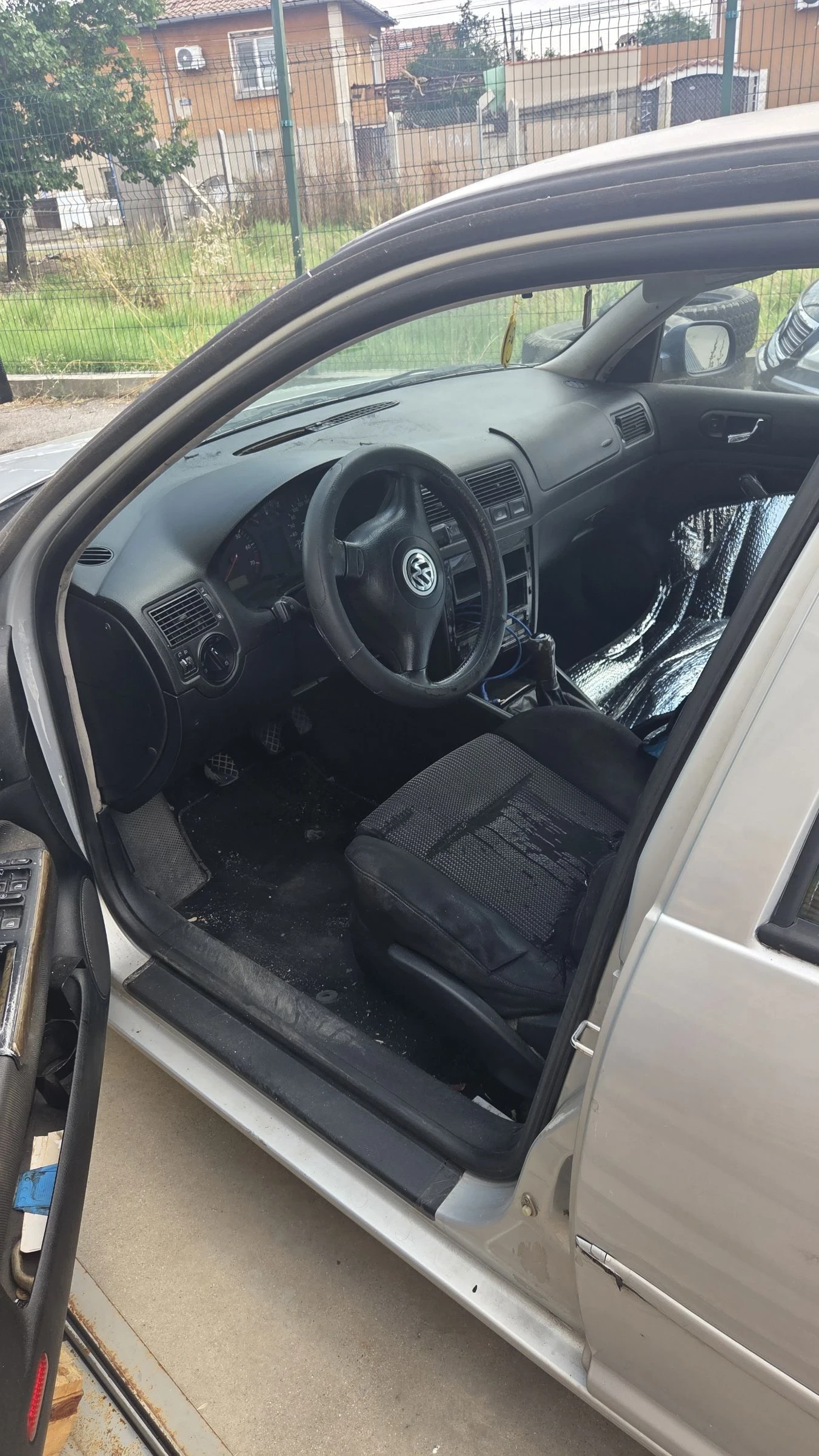 VW Golf Golf 4 1, 8Turbo petrol ?? , снимка 7 - Автомобили и джипове - 55478404