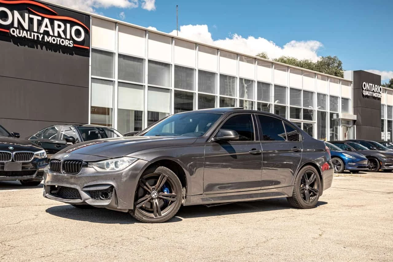 BMW 335 * 4dr Sdn 335i xDrive AWD * CARFAX * ЦЕНА ДО БГ, снимка 16 - Автомобили и джипове - 55390830