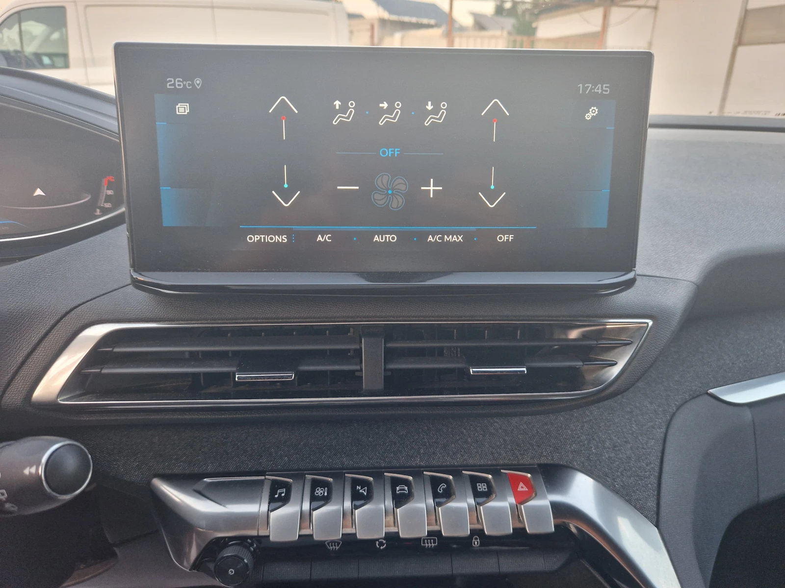 Peugeot 3008 НОВИЯ АВТОМАТ PREMIUM 2024Г., снимка 16 - Автомобили и джипове - 55805522
