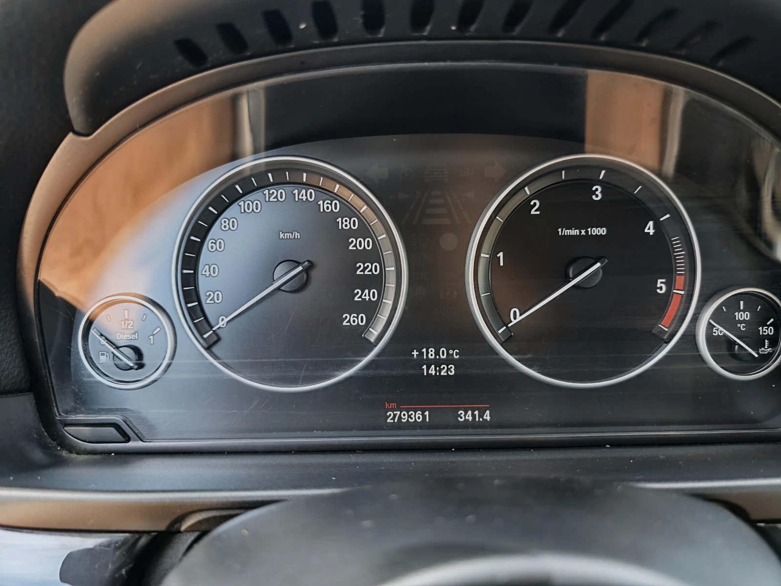 BMW 520 N47T, снимка 9 - Автомобили и джипове - 56150431