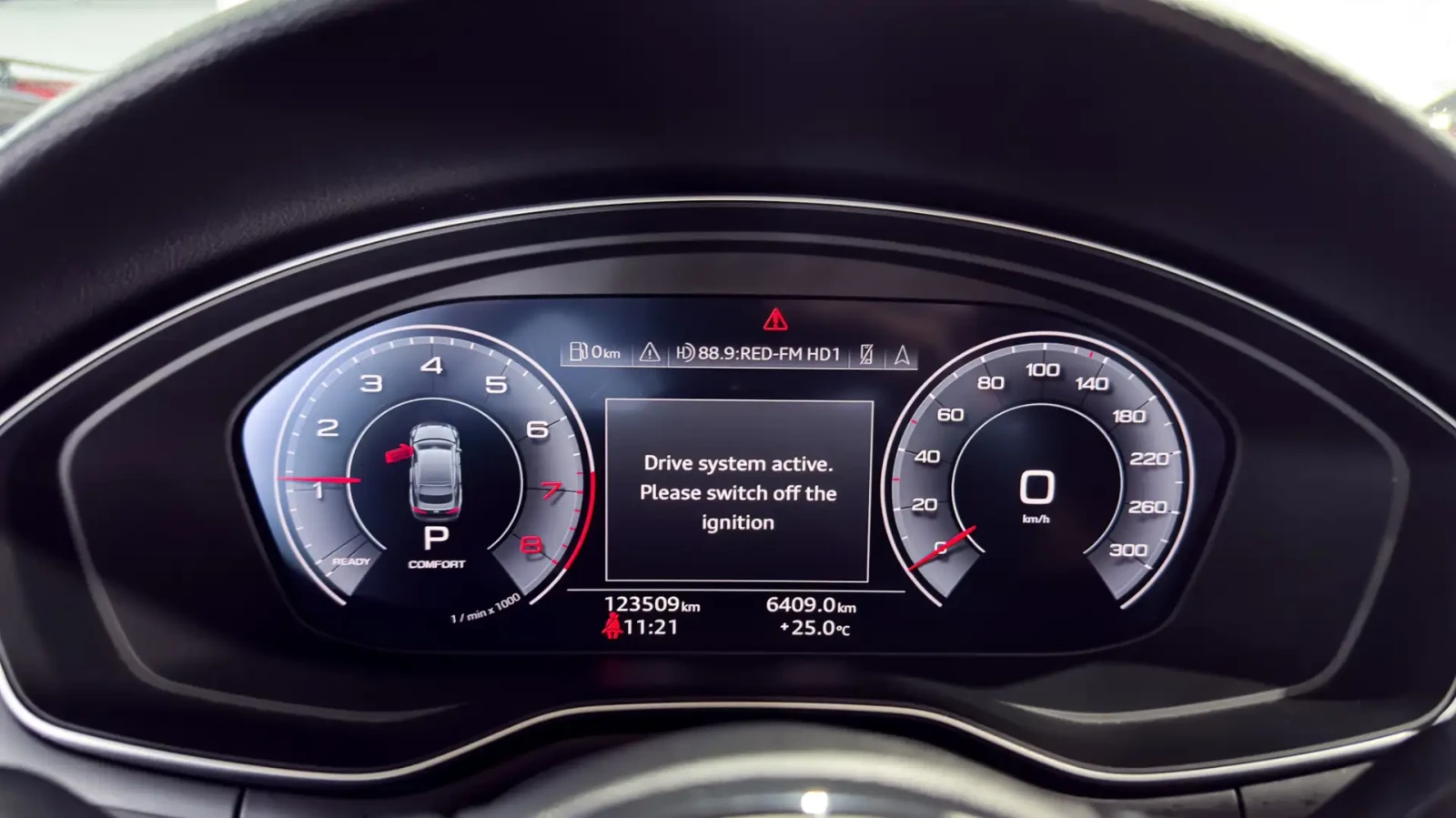 Audi A4 2.0TFSI Quattro * DIST * ������� * ���� * 360 | Mobile.bg � ����������� 10