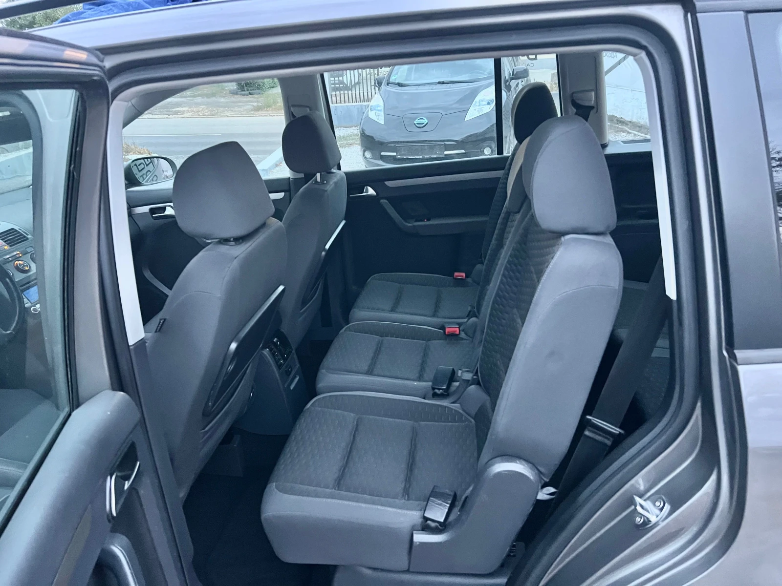 VW Touran 1.6-6+ 1�. | Mobile.bg � ����������� 14