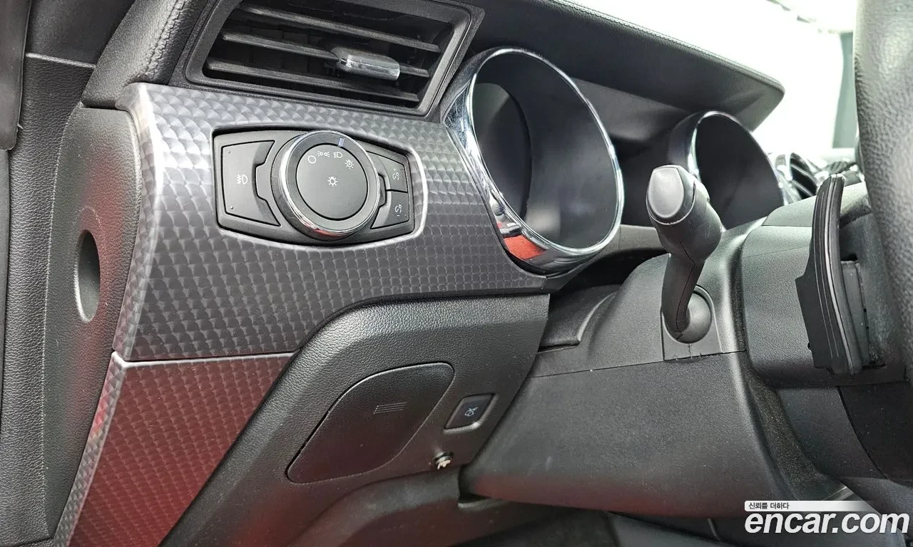 Ford Mustang COUPE, снимка 13 - Автомобили и джипове - 56740097