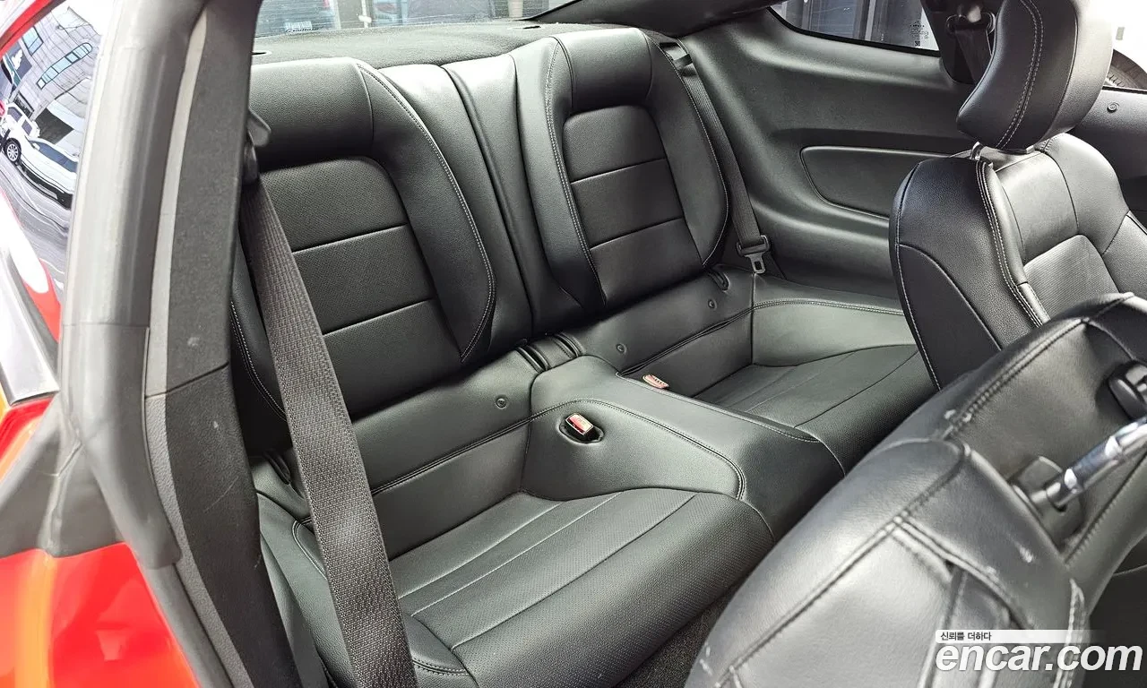 Ford Mustang COUPE, снимка 15 - Автомобили и джипове - 56740097