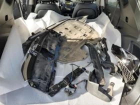 Hyundai IX35 2.0 GDI 166к.с. НА ЧАСТИ, снимка 13