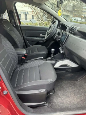 Dacia Duster ГАЗ/БЕНЗИН/18 000 КМ., снимка 14