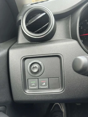 Dacia Duster ГАЗ/БЕНЗИН/18 000 КМ., снимка 16