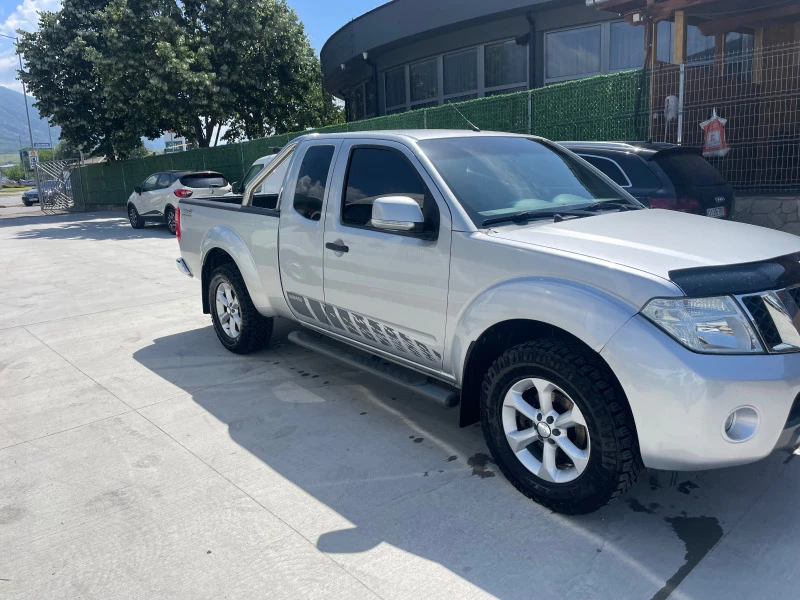 Nissan Navara, снимка 4 - Автомобили и джипове - 46895155