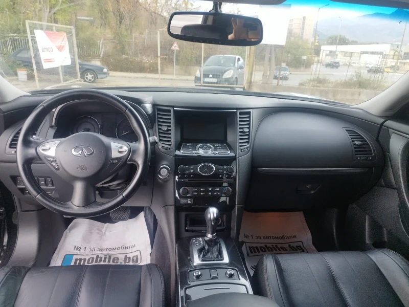 Infiniti QX70, снимка 11 - Автомобили и джипове - 47157787