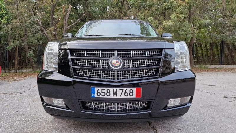 Cadillac Escalade, снимка 9 - Автомобили и джипове - 47571304