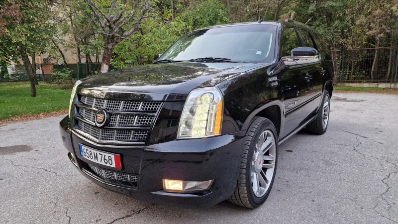 Cadillac Escalade, снимка 4 - Автомобили и джипове - 47571304