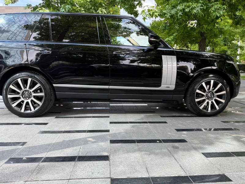 Land Rover Range rover Autobiography, снимка 8 - Автомобили и джипове - 51272645