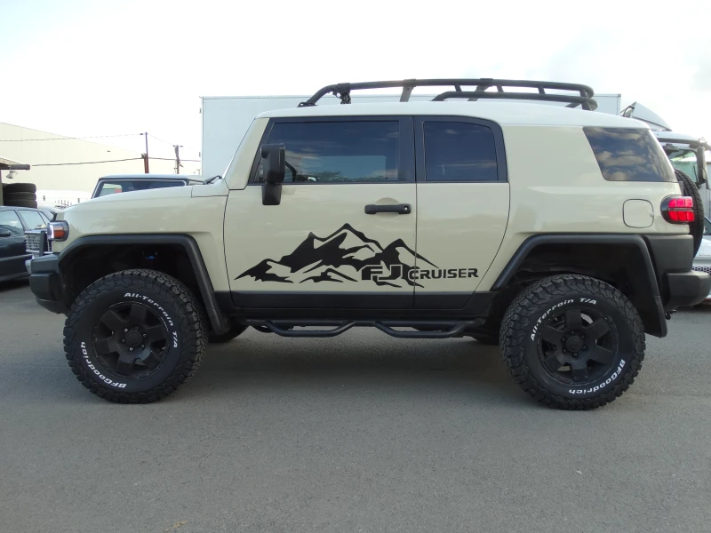 Toyota Fj cruiser 4.0 V6 VVTI GAZ, снимка 15 - Автомобили и джипове - 51723371