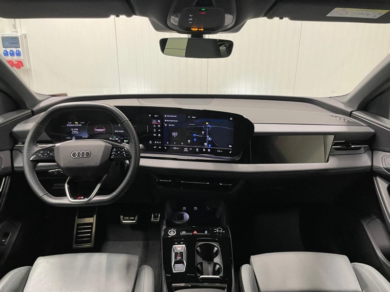 Audi Q6 55 E-TRON/S-LINE/QUATTRO/360/MATRIX/MMI DISPLAY/, снимка 12 - Автомобили и джипове - 52331631