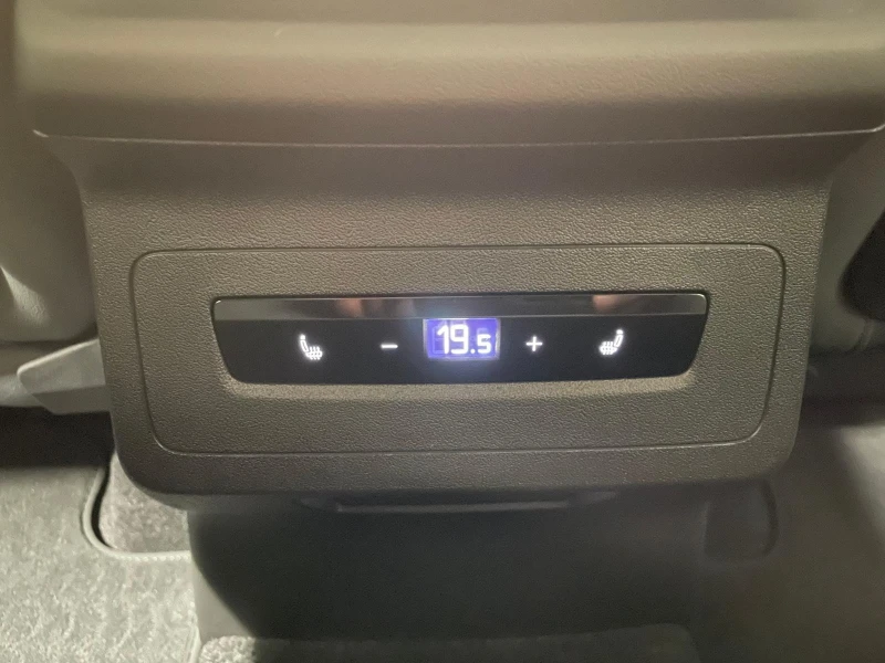 Audi Q6 55 E-TRON/S-LINE/QUATTRO/360/MATRIX/MMI DISPLAY/, снимка 15 - Автомобили и джипове - 52331631