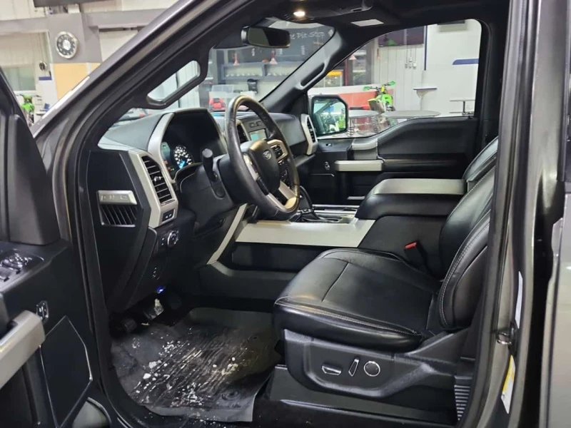 Ford F150 LARIAT/5.0/КОЖА/НАВИ/ПРЕДСТАВИТЕЛСТВО, снимка 5 - Автомобили и джипове - 53524170