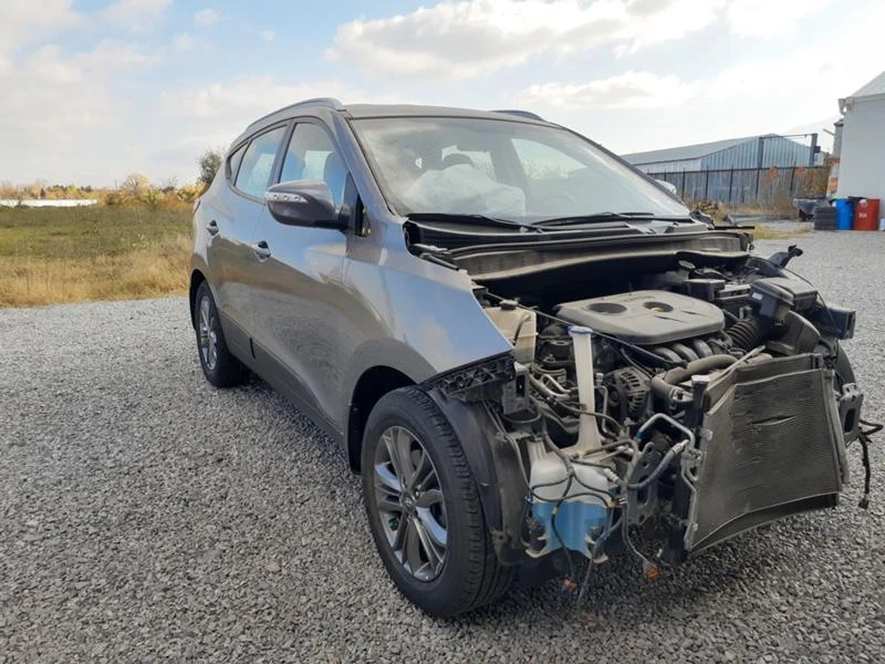 Hyundai IX35 2.0 GDI 166к.с. НА ЧАСТИ, снимка 4 - Автомобили и джипове - 30701132