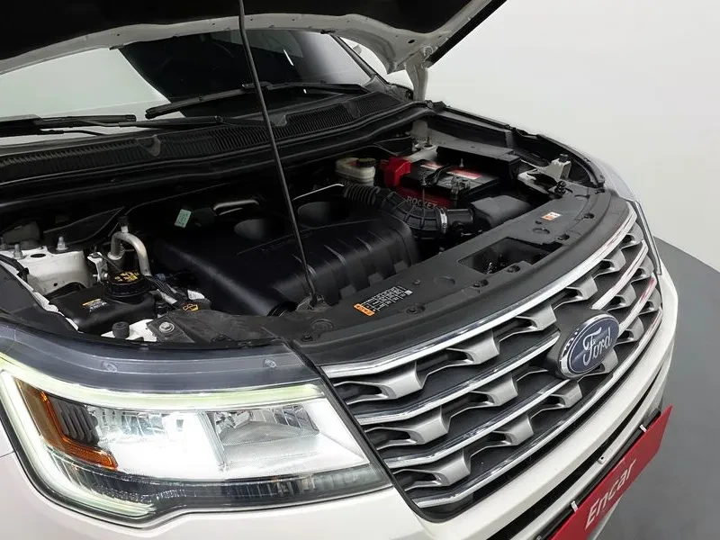 Ford Explorer 2.3 AWD, снимка 6 - Автомобили и джипове - 54351544