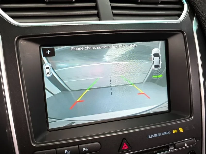 Ford Explorer 2.3 AWD, снимка 14 - Автомобили и джипове - 54351544