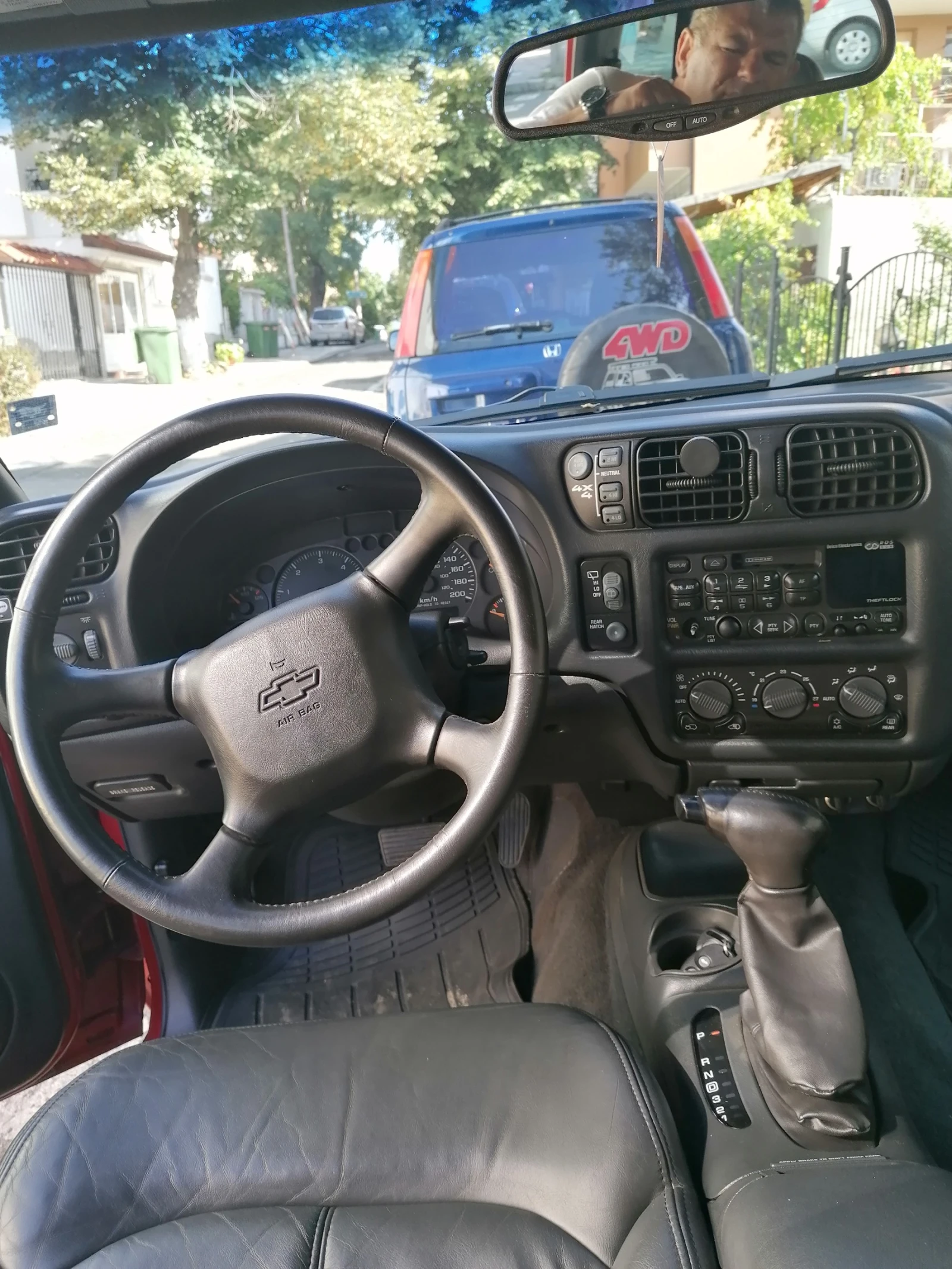 Chevrolet Blazer LT - изображение 8