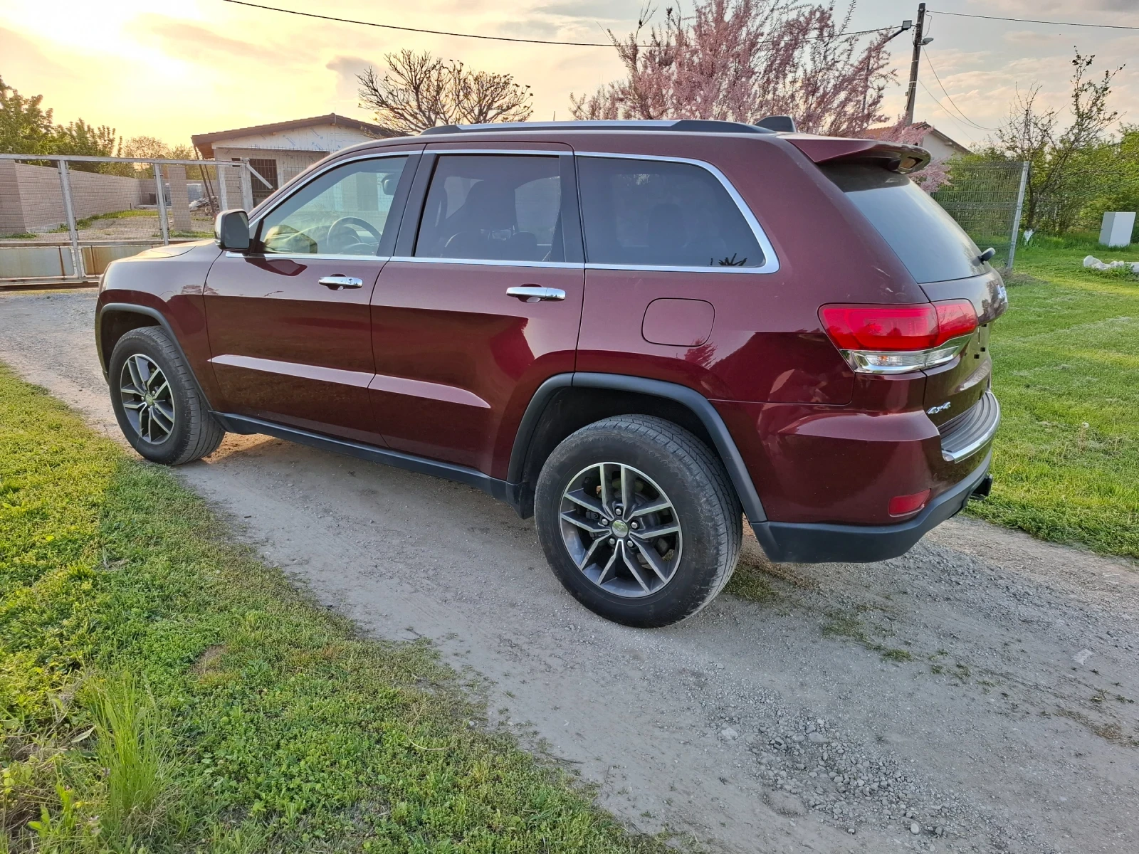 Jeep Grand cherokee  - изображение 8