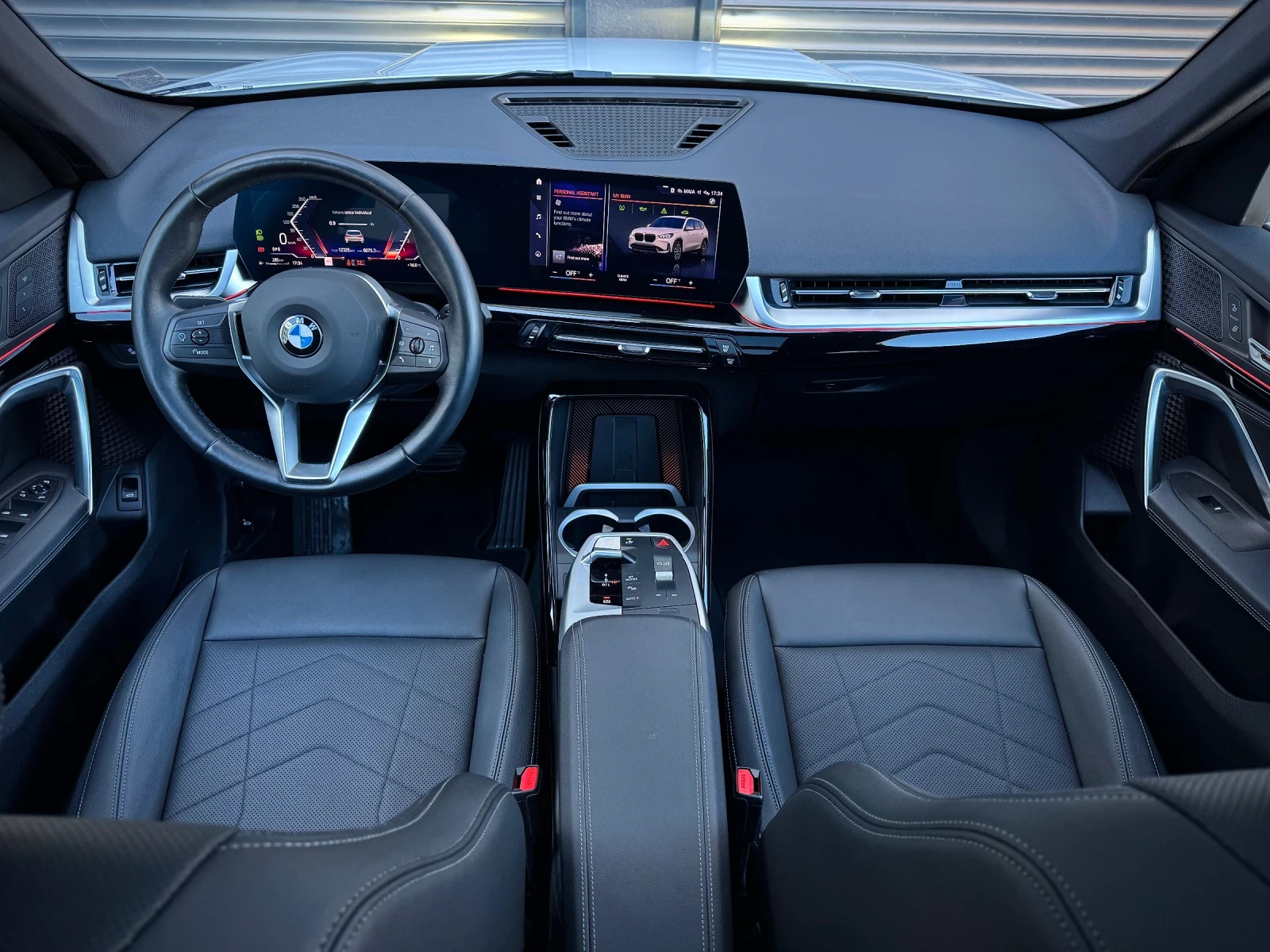 BMW X1 2.0 XDrive 28i Гаранционен 12хил.км - изображение 8