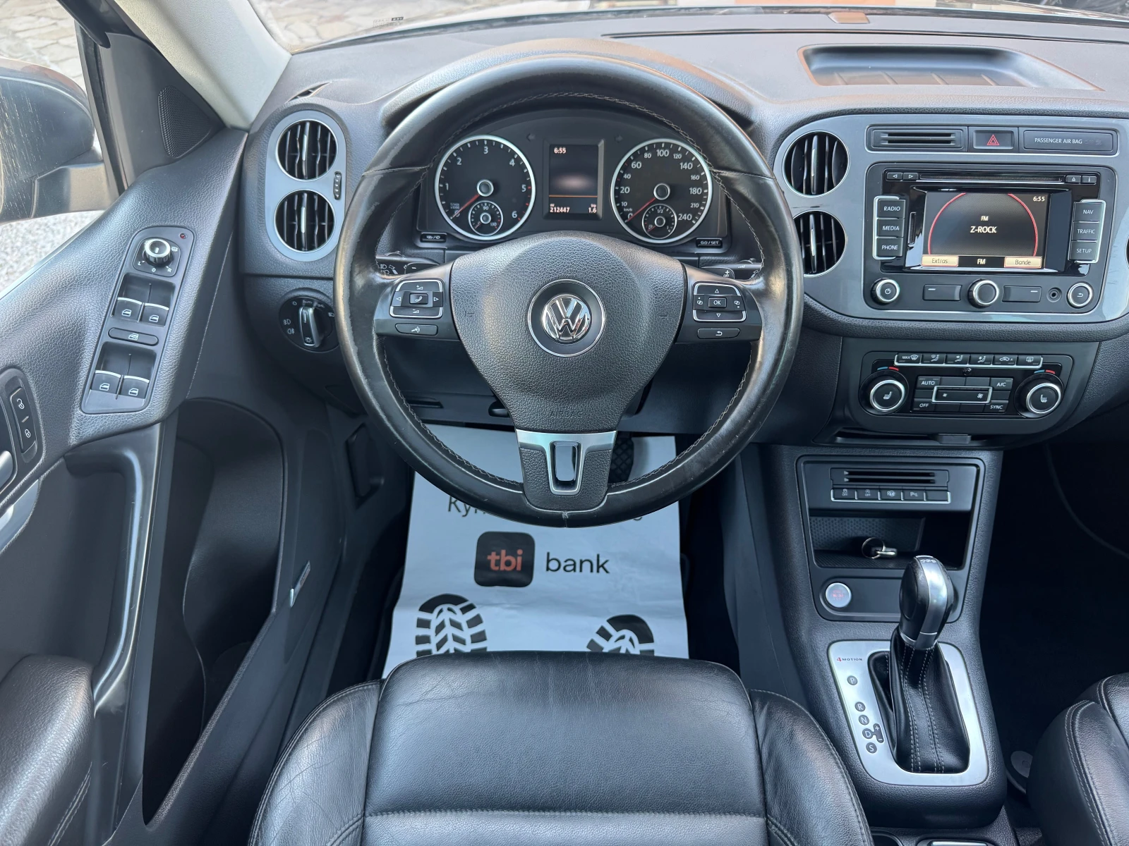 VW Tiguan 2.0TDI* AUT* NAVI* 177ks* 4х4* PANORAMA* LIZING - изображение 3