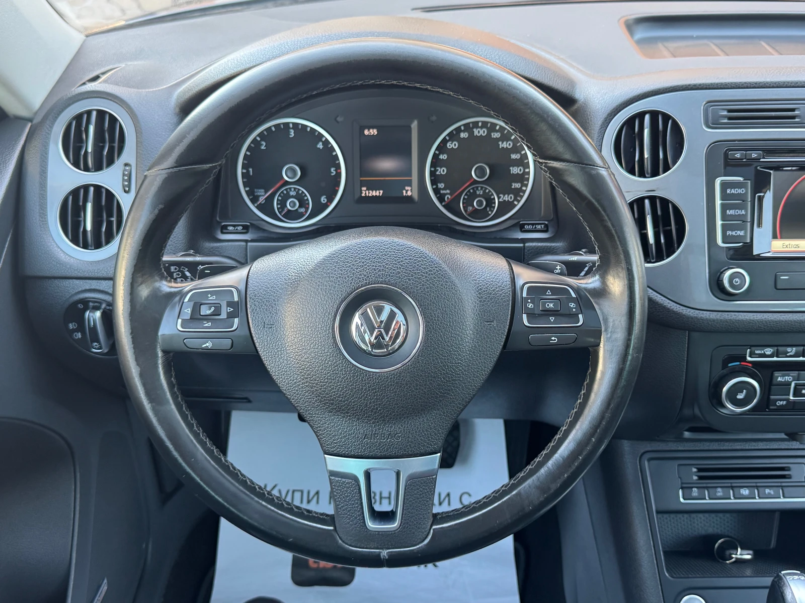 VW Tiguan 2.0TDI* AUT* NAVI* 177ks* 4х4* PANORAMA* LIZING - изображение 7
