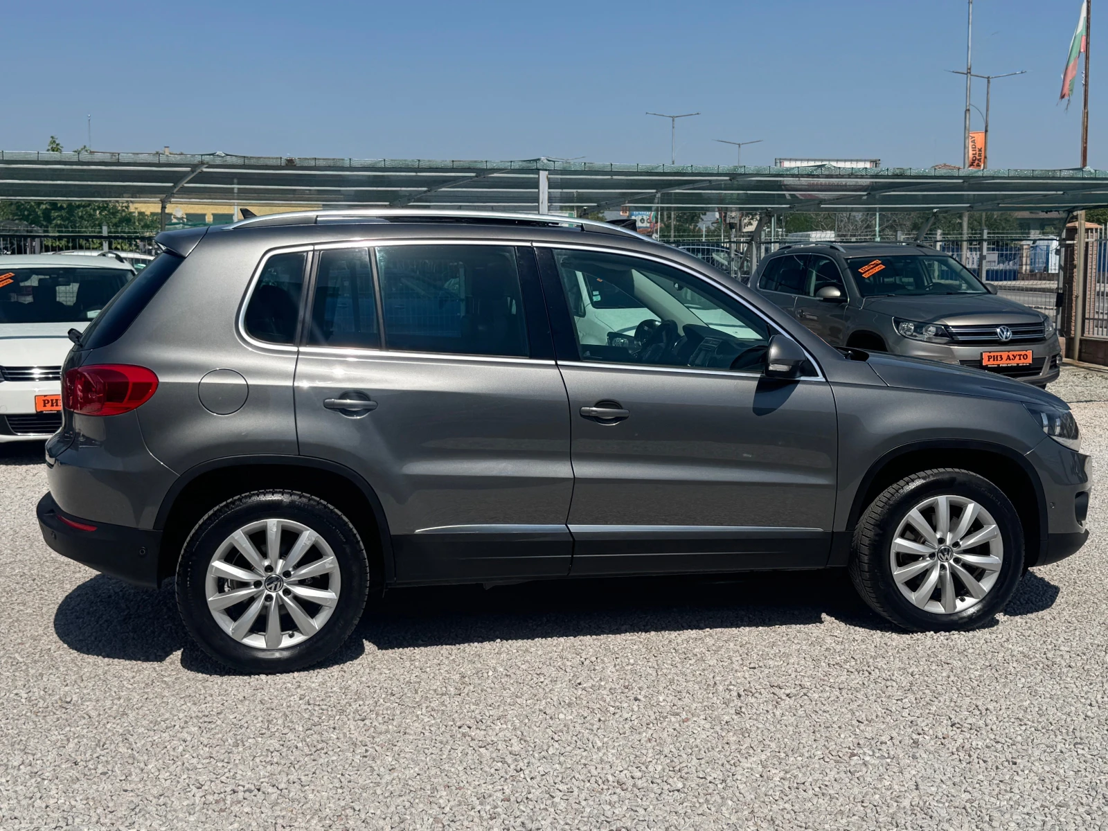 VW Tiguan 2.0TDI* AUT* NAVI* 177ks* 4х4* PANORAMA* LIZING - изображение 4