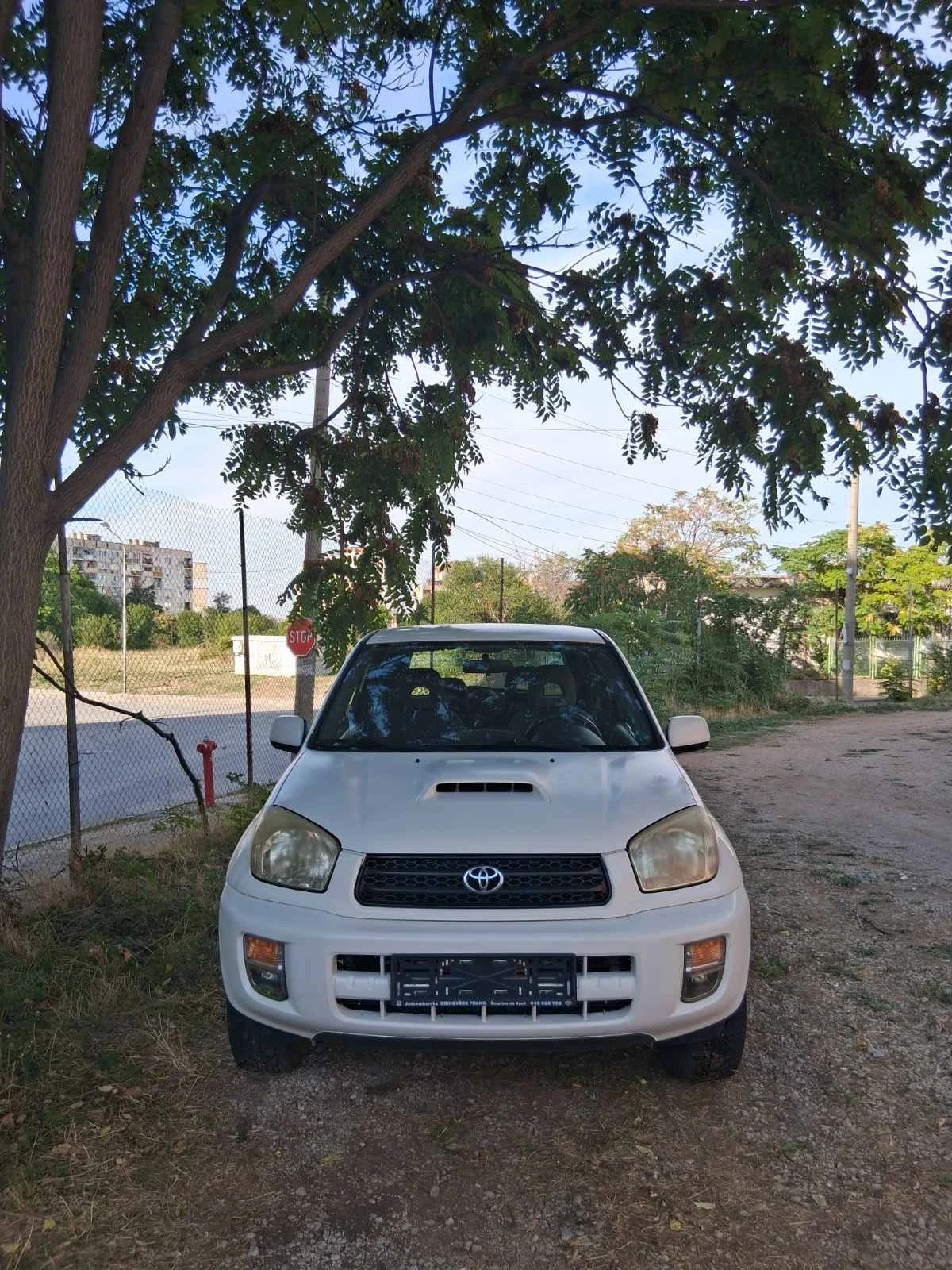 Toyota Rav4 2.0D Klima 4x4 - изображение 8