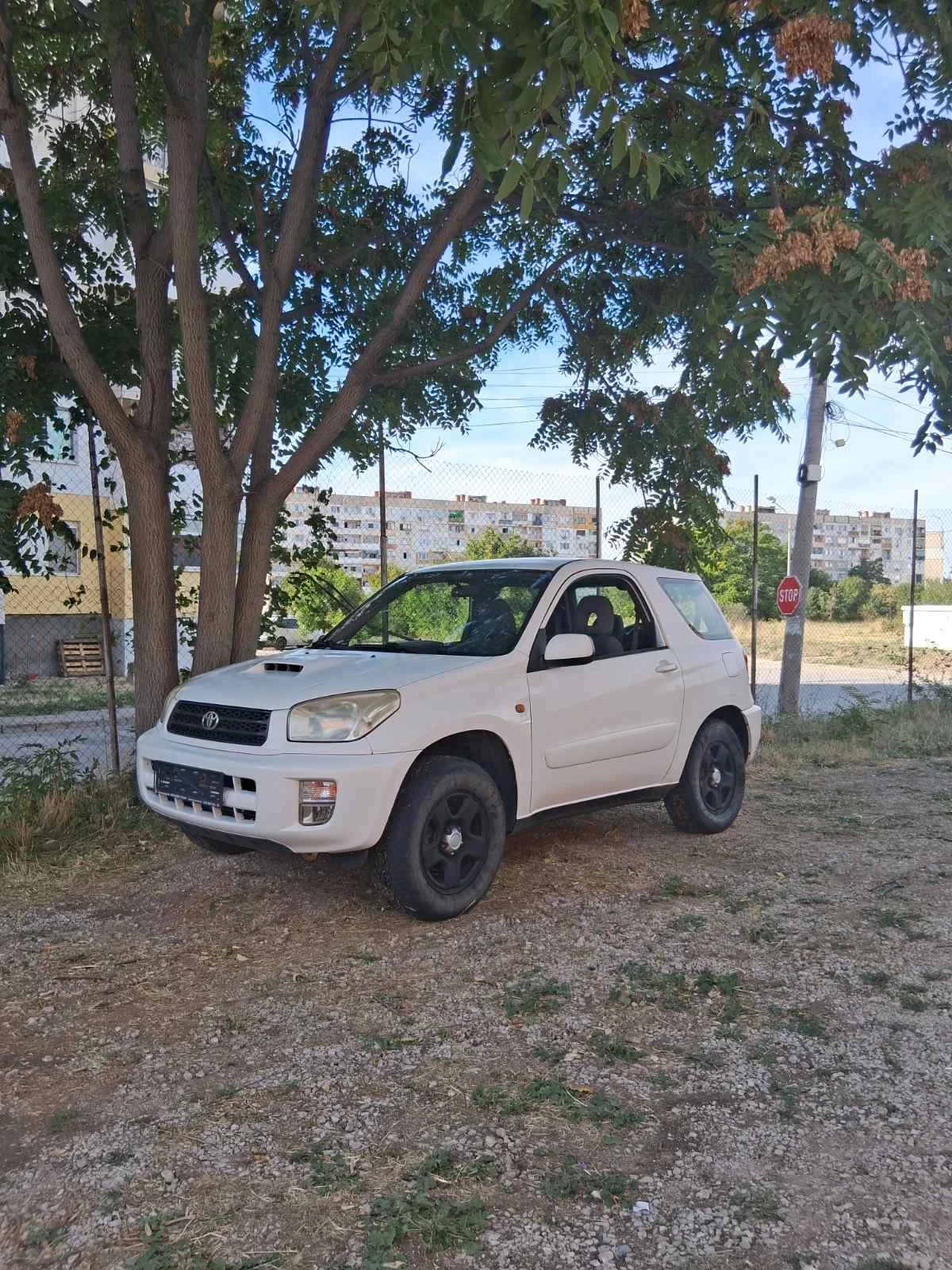 Toyota Rav4 2.0D Klima 4x4 - изображение 2