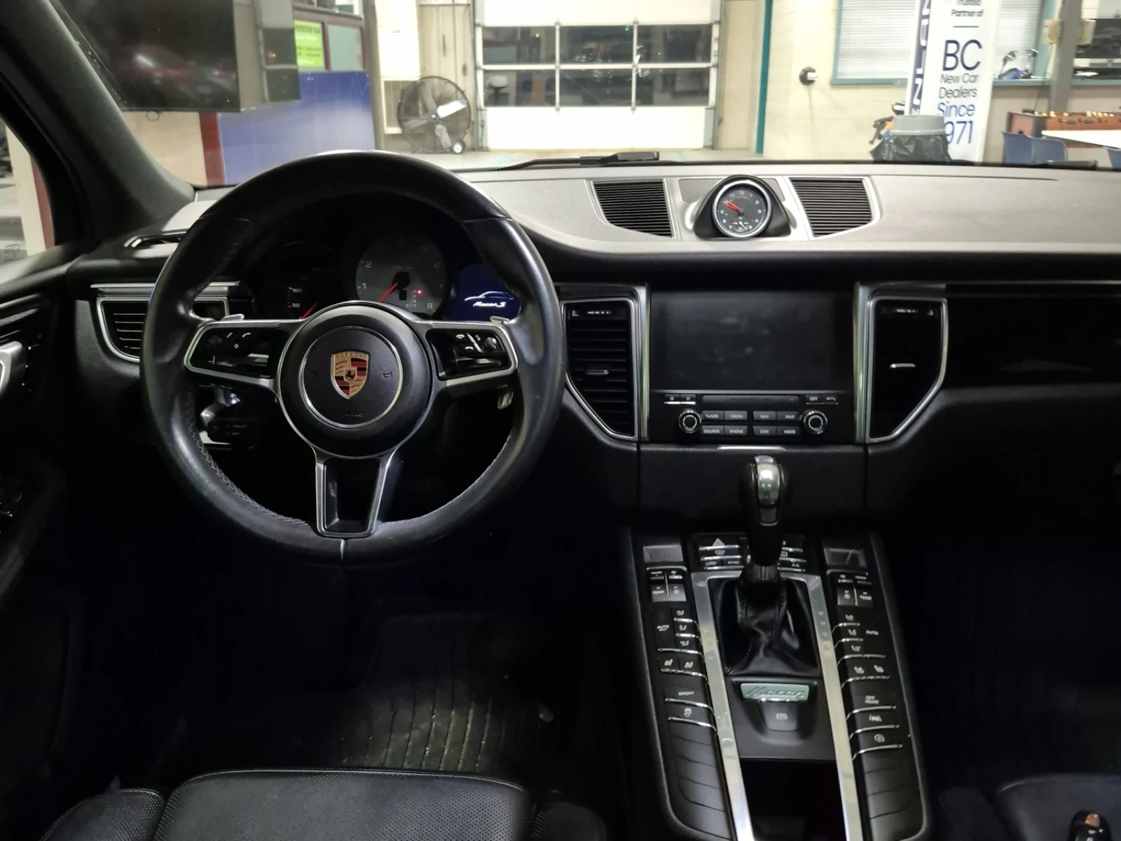 Porsche Macan S * CARFAX * БЕЗ ПЪРВОНАЧАЛНА ВНОСКА - изображение 8