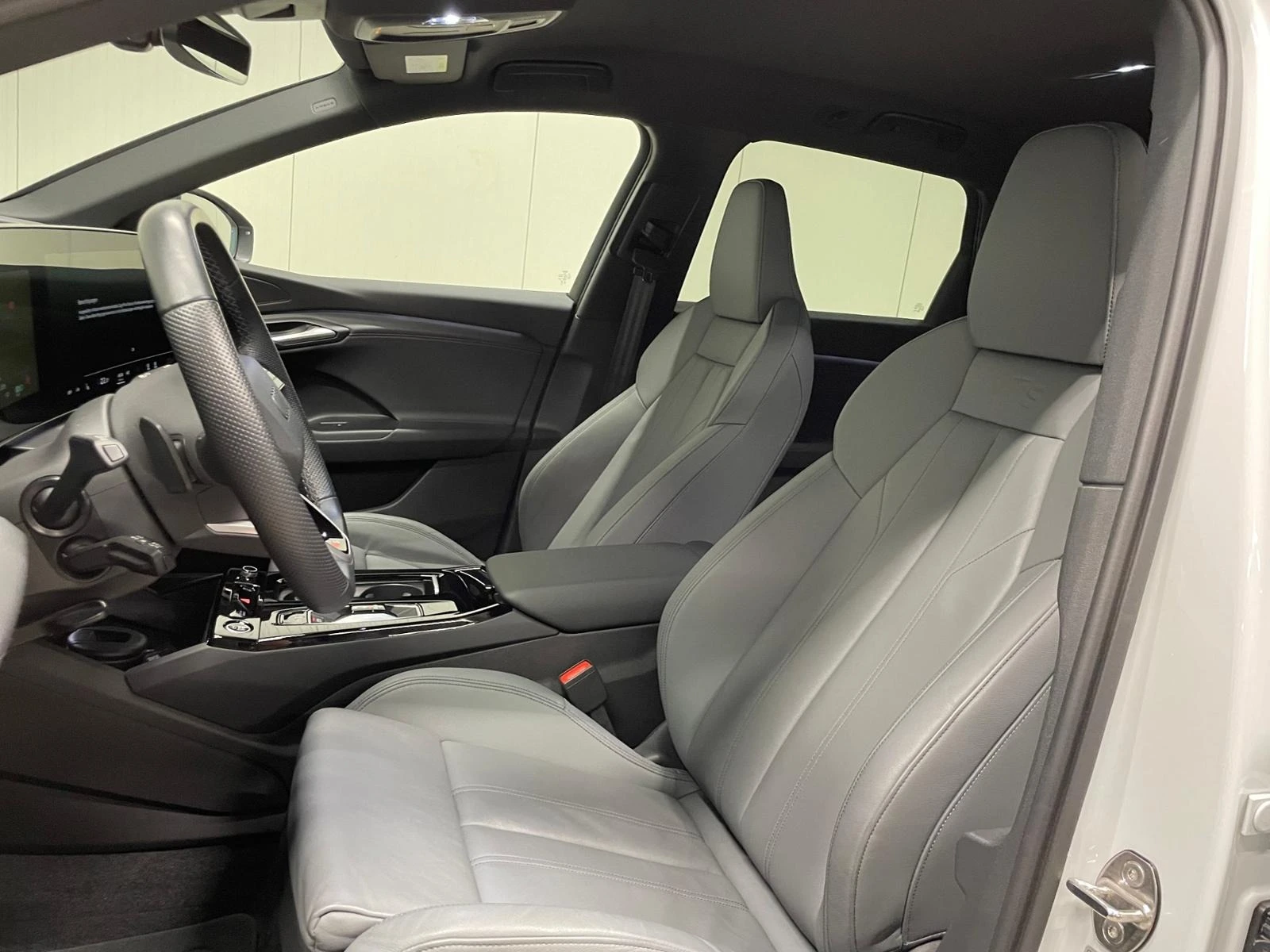 Audi Q6 55 E-TRON/S-LINE/QUATTRO/360/MATRIX/MMI DISPLAY/ - изображение 7