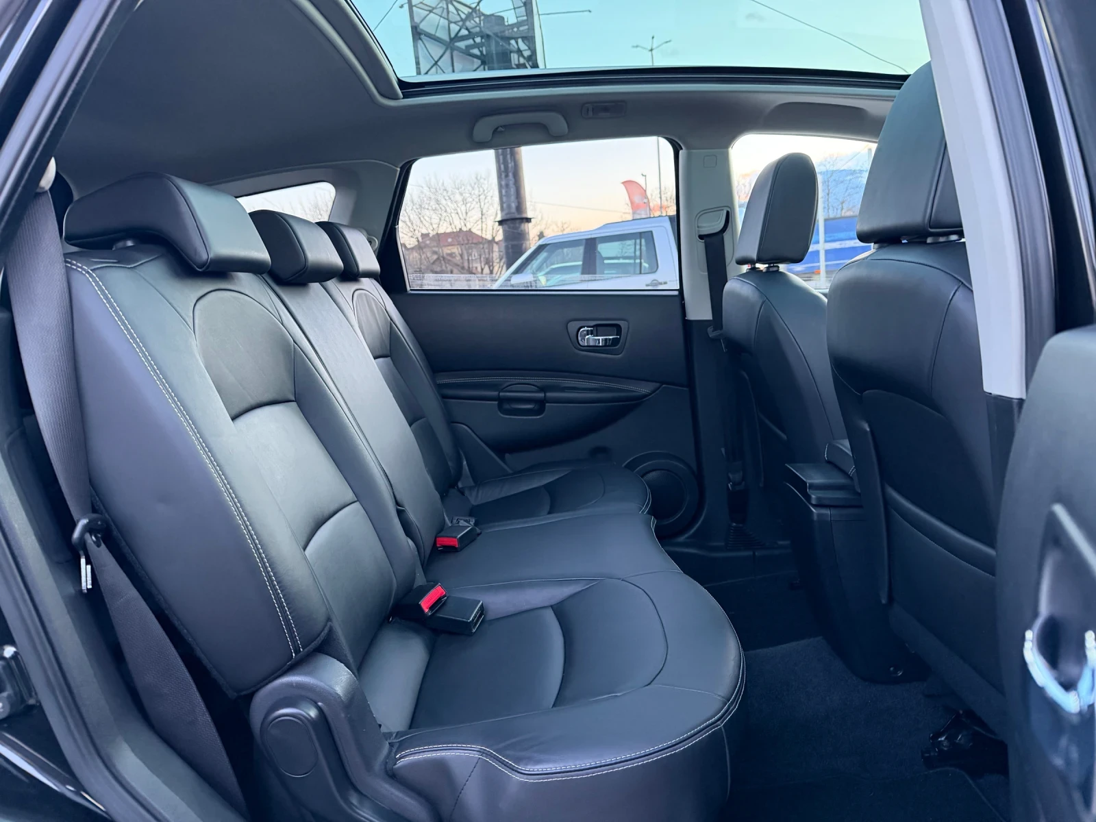 Nissan Qashqai + 2 2.0DCI 4WD Tekna | Mobile.bg � ����������� 15
