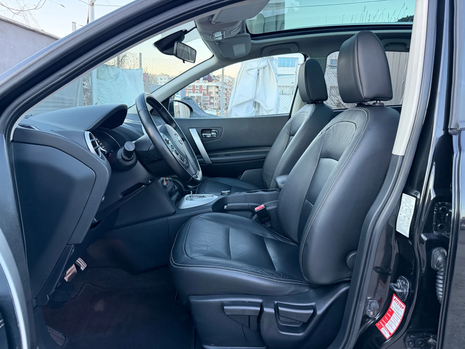 Nissan Qashqai + 2 2.0DCI 4WD Tekna - изображение 8