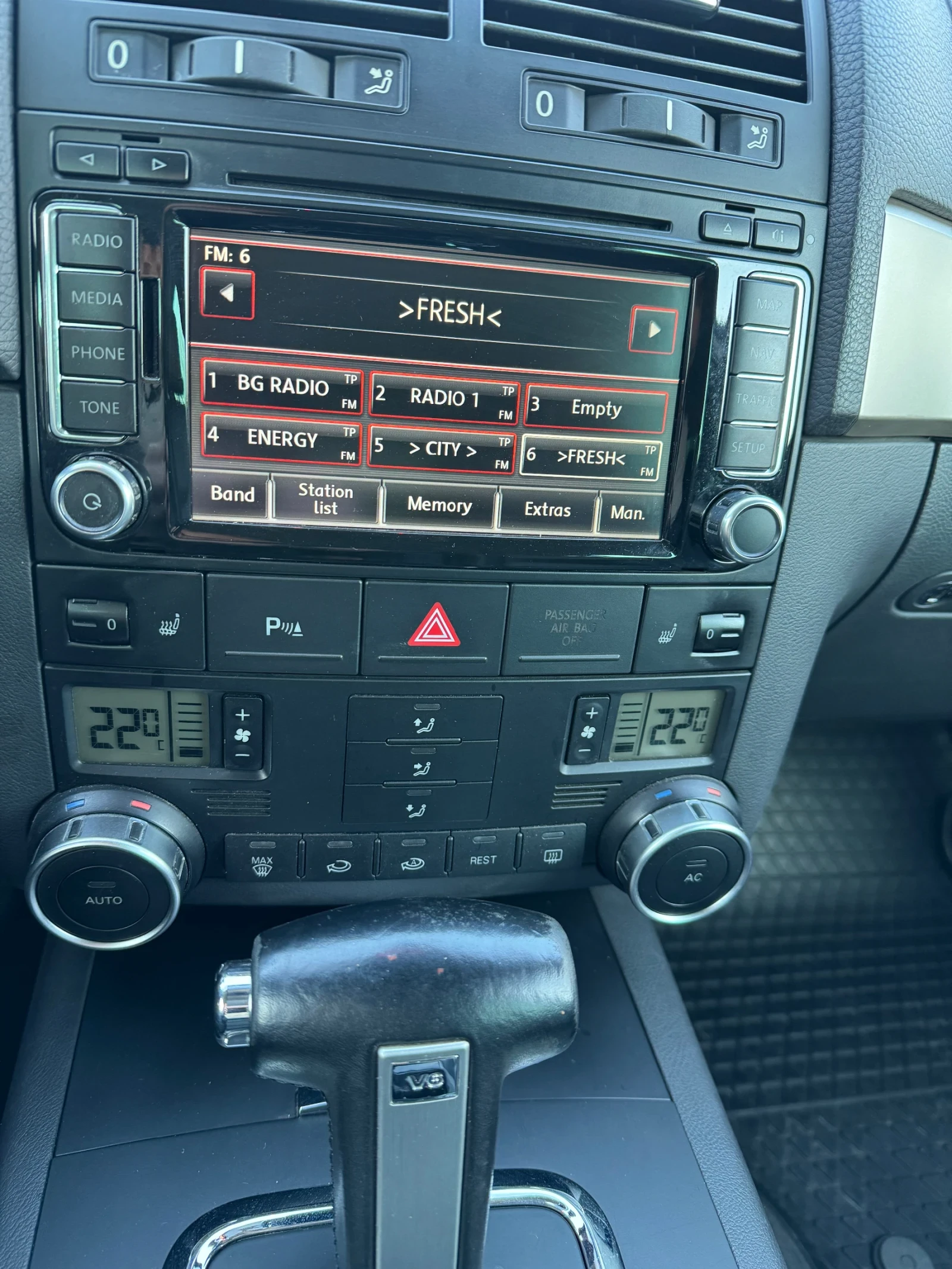 VW Touareg V6 TDI, снимка 17 - Автомобили и джипове - 53807312