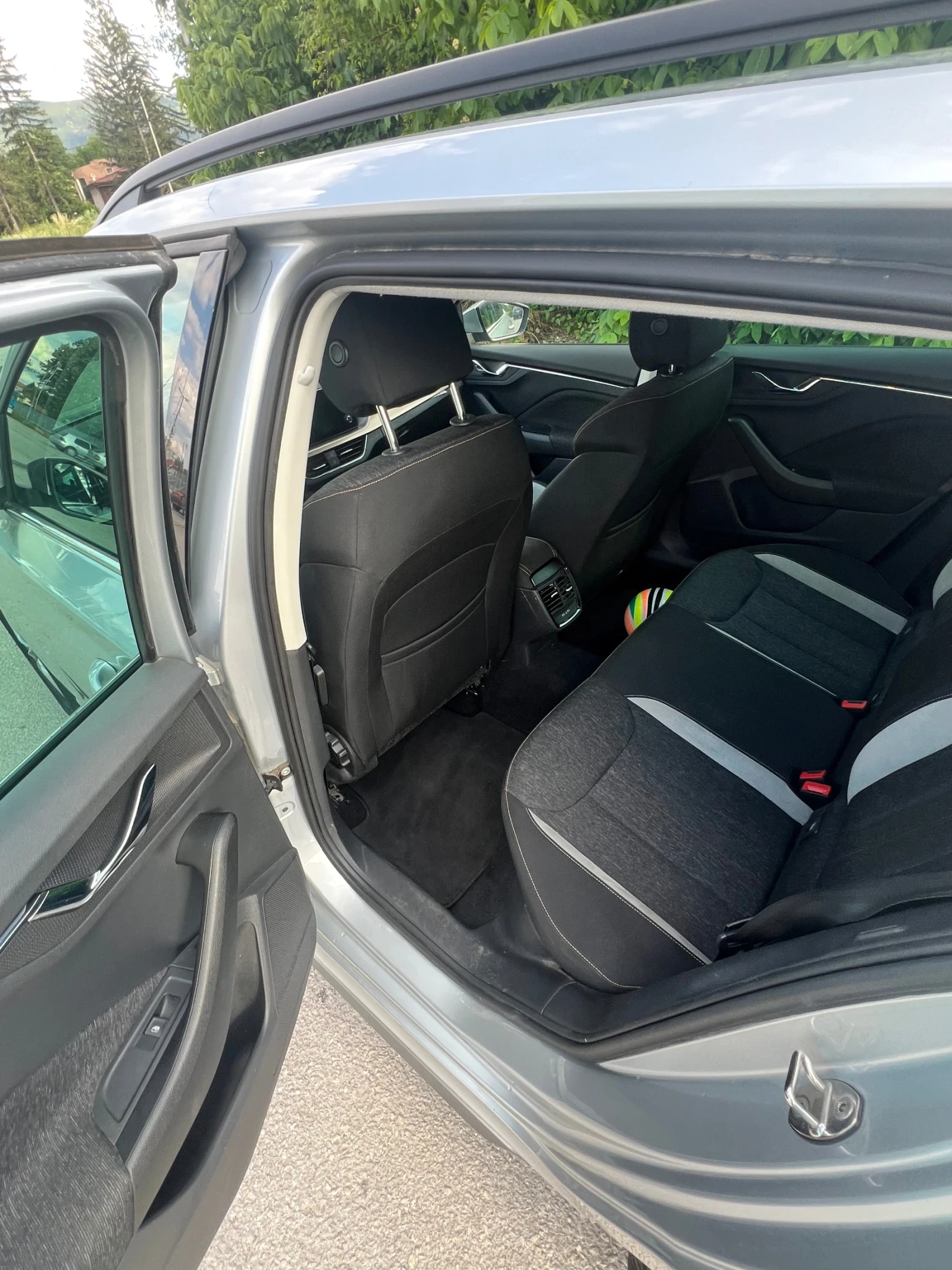 Skoda Kamiq, снимка 9 - Автомобили и джипове - 54140417