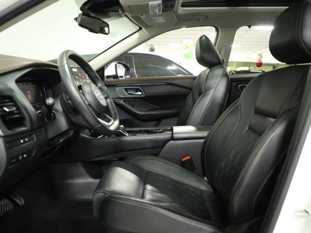 Nissan Rogue Platinum* AWD* АвтоКредит* (ЦЕНА ДО БГ), снимка 9 - Автомобили и джипове - 54228526