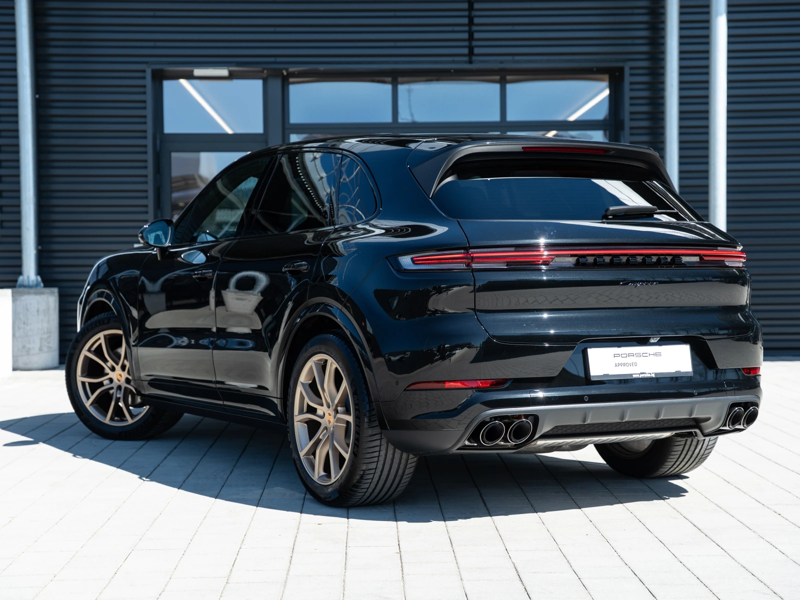 Porsche Cayenne Black Edition, снимка 3 - Автомобили и джипове - 54357314