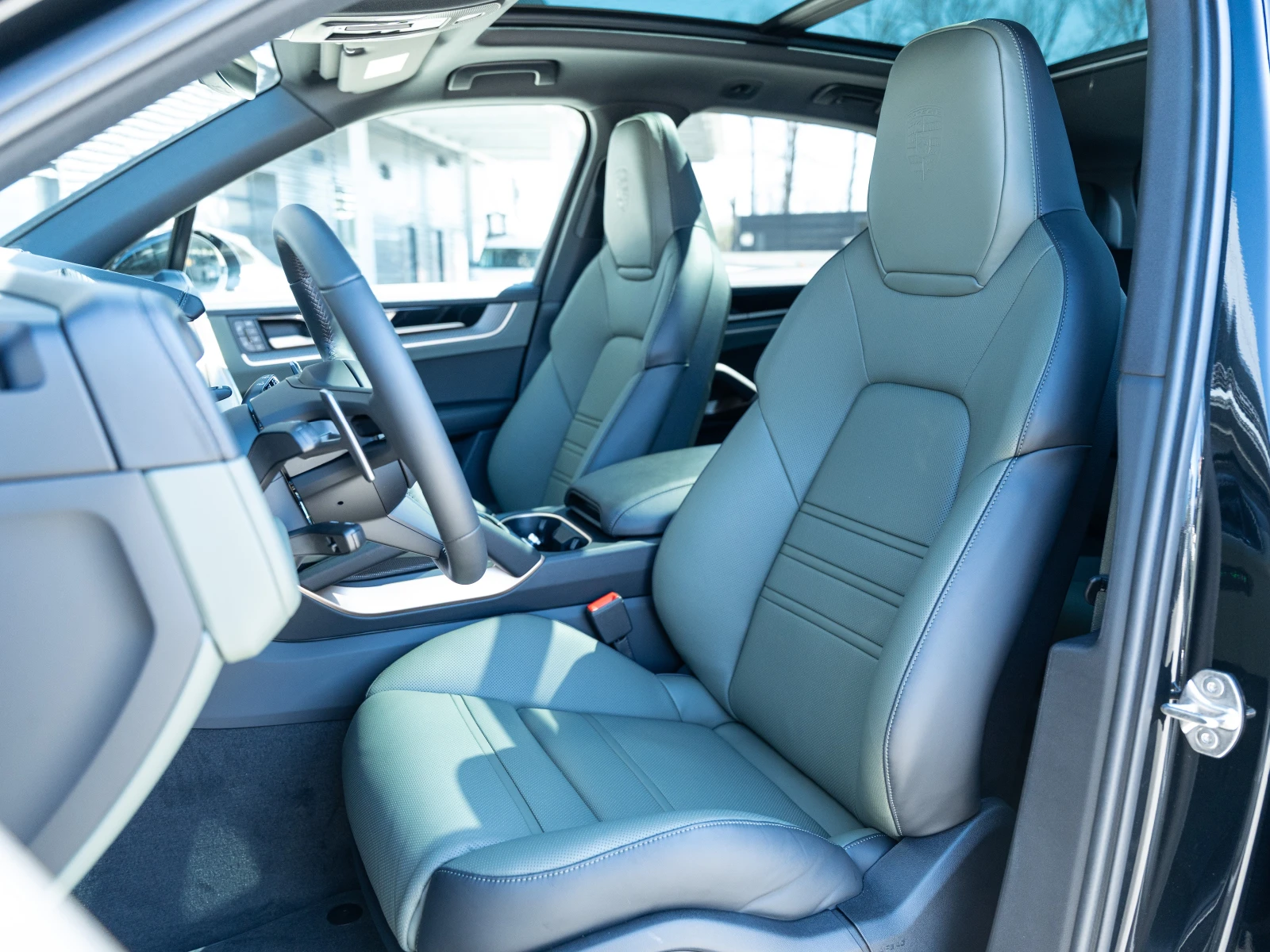 Porsche Cayenne Black Edition, снимка 7 - Автомобили и джипове - 54357314