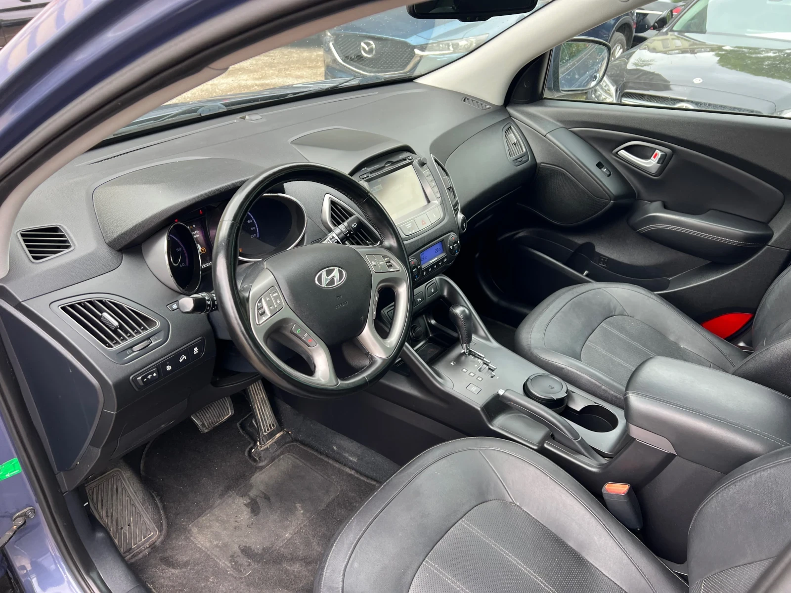 Hyundai IX35, снимка 10 - Автомобили и джипове - 54387458
