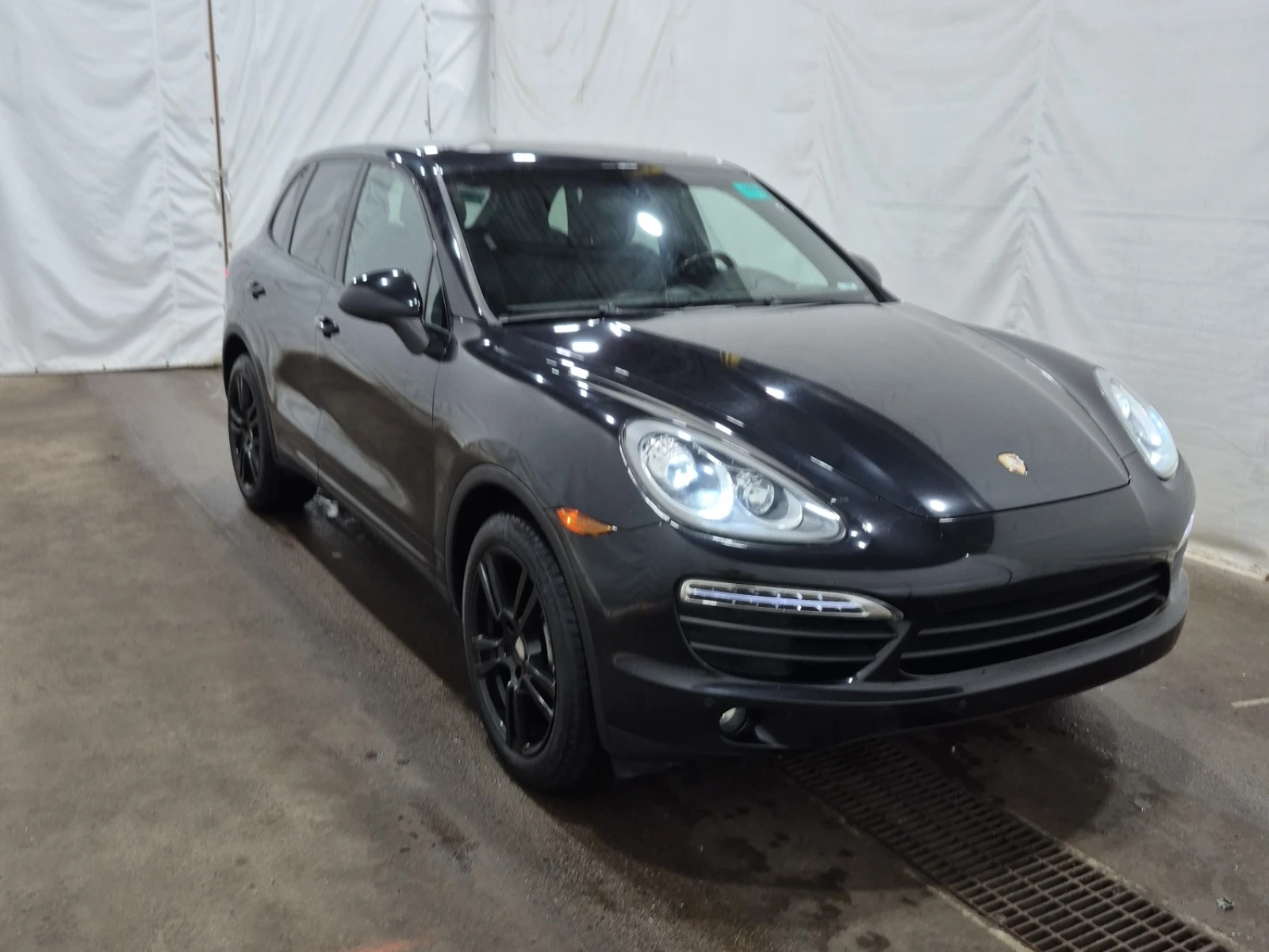Porsche Cayenne S 4.8 * * CARFAX * * АВТО КРЕДИТ * * , снимка 2 - Автомобили и джипове - 54805071