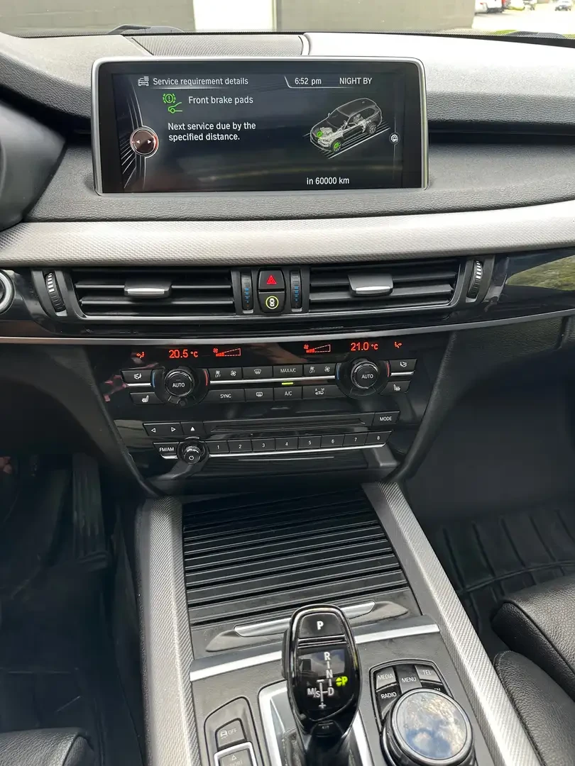 BMW X5 3.5D* XDRIVE* MPACK* 1 OWNER* NO ACCIDENT* SERVIED, снимка 12 - Автомобили и джипове - 54931702